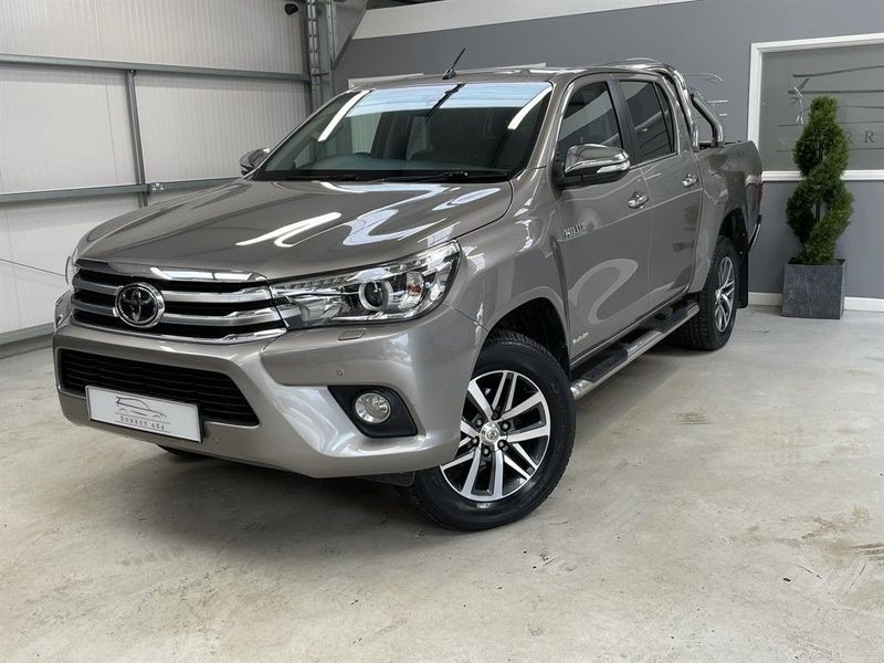 used Toyota Hilux 2017 for sale